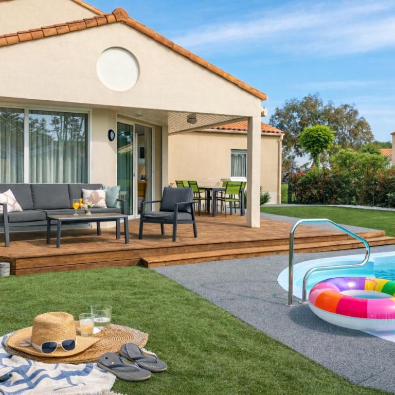 superbe villa residence oasis park - 8 personnes - piscine chauffee - Casa Vacanze con 4 Camere da Letto - 1