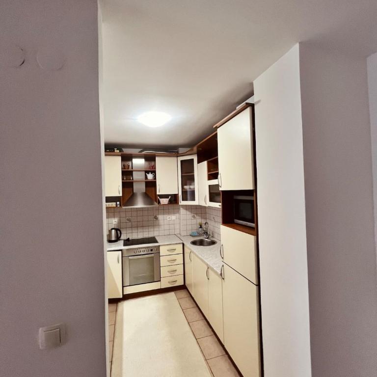 stanmostar24 - One-Bedroom Apartment - 6
