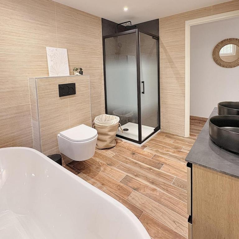 Villa Nature au Calme avec Piscine et Jacuzzi - Maison de Vacances - 18
