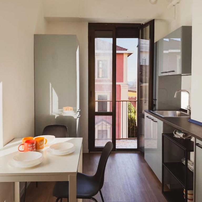 Luminoso trilocale vicino Stazione e M3 Rogoredo Santa Giulia ideale per lavoro - Two-Bedroom Apartment - 24