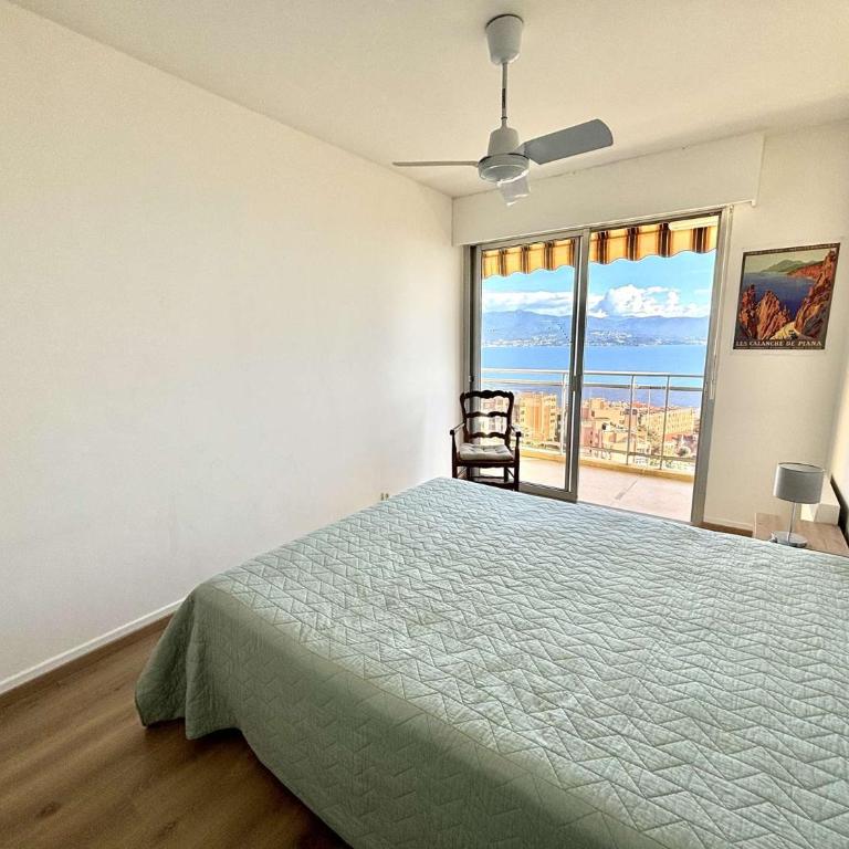 Appartement L'Aiglon 1 centre-ville Ajaccio - Appartement - Vue sur Mer - 15