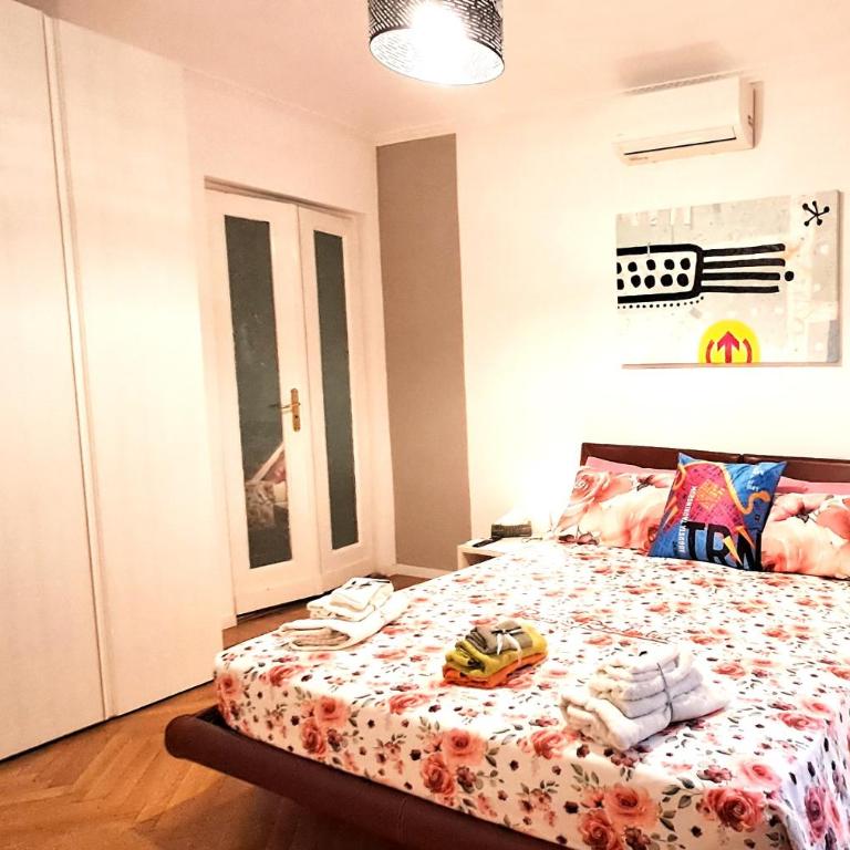 Porta Susa centro, balconi, condizionato, wifii e parcheggio - One-Bedroom Apartment - 21