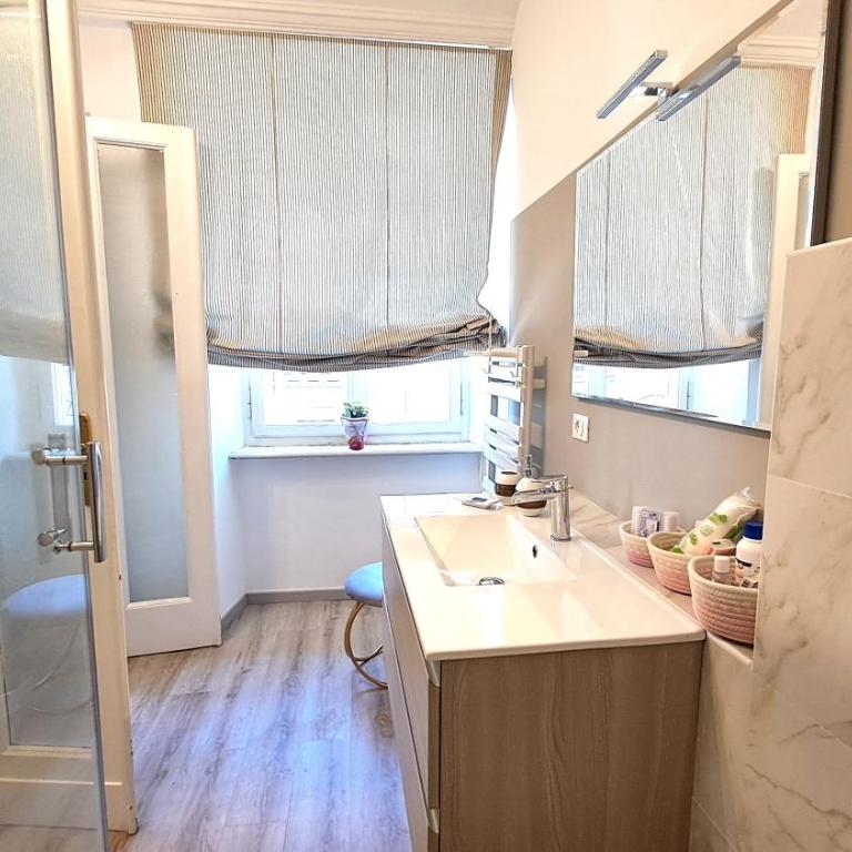 Porta Susa centro, balconi, condizionato, wifii e parcheggio - One-Bedroom Apartment - 25