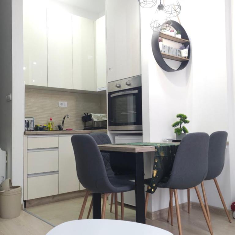 Apartman Royal - One-Bedroom Apartment - 23
