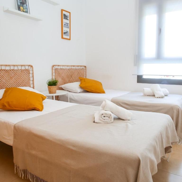 Turo 6 Family flat with Pool and Playground - Apartamento de 3 dormitorios - 11