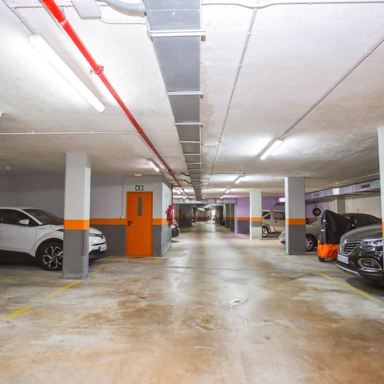 Turo 6 Family flat with Pool and Playground - Apartamento de 3 dormitorios - 27