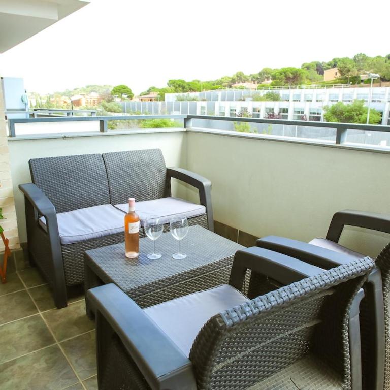 Turo 6 Family flat with Pool and Playground - Apartamento de 3 dormitorios - 20