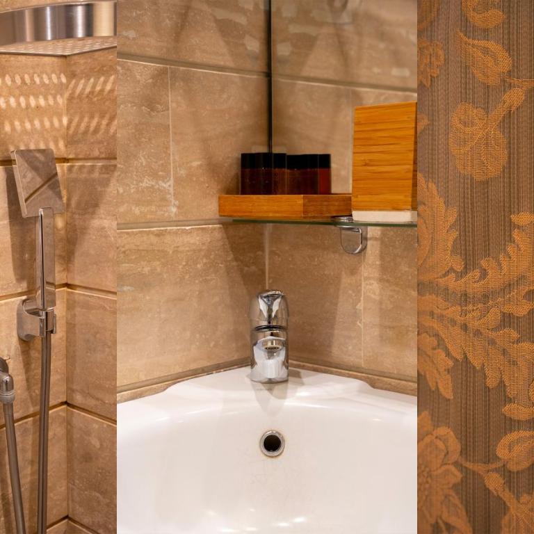 Nerello Suites and Rooms - Triple Room with Balcony - 5