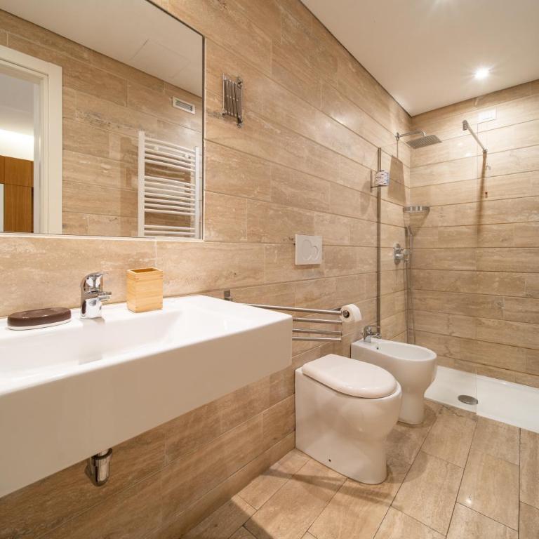Nerello Suites and Rooms - Double Room with Balcony - 2