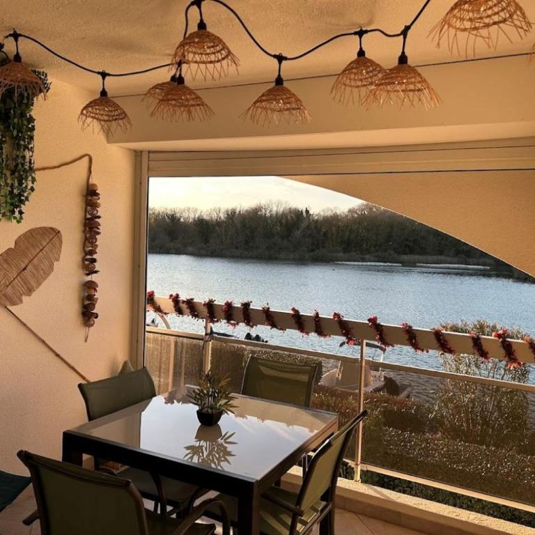 VUE LAGUNE ET BATEAUX A 100M DE LA PLAGE - Appartement - Vue sur Lac - 4