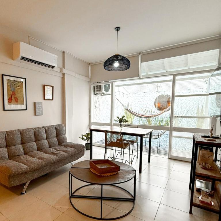 Monoambiente con patio a 1 cuadra de Playa Grande - Apartamento de 1 dormitorio - 24