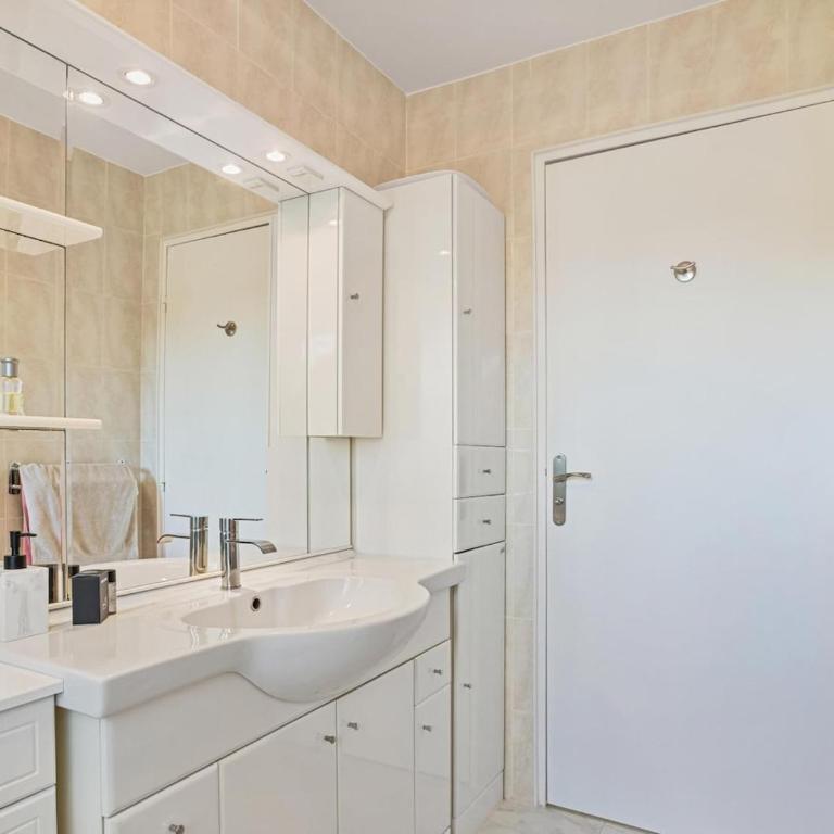 4 étoiles - vue mer - 2 chambres - parking - piscine - Appartement 2 Chambres - 25