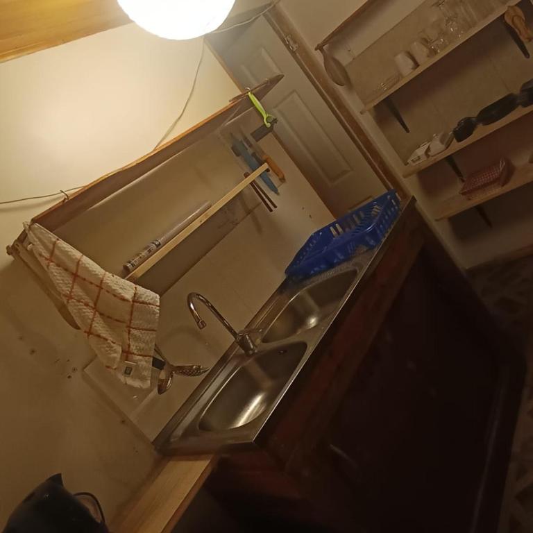 Mona's House - One-Bedroom Apartment - 20