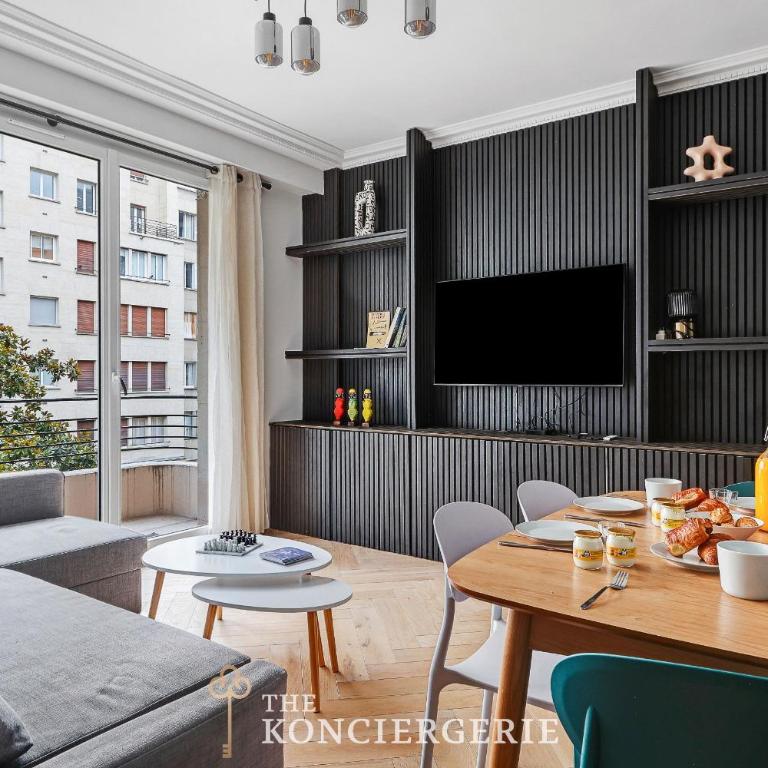 Appartement de prestige avec balcon - Paris 16e - Appartement - 3