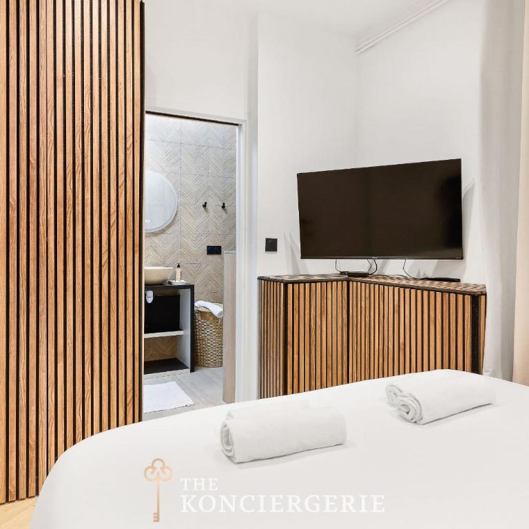 Appartement de prestige avec balcon - Paris 16e - Appartement - 5