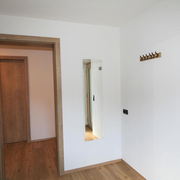 Apartment Georg - Two-Bedroom Apartment - 55