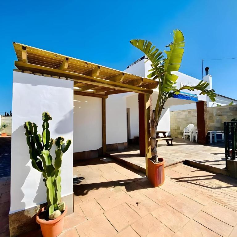 Chalet con Piscina privada cerca del pueblo View - Casa - 10