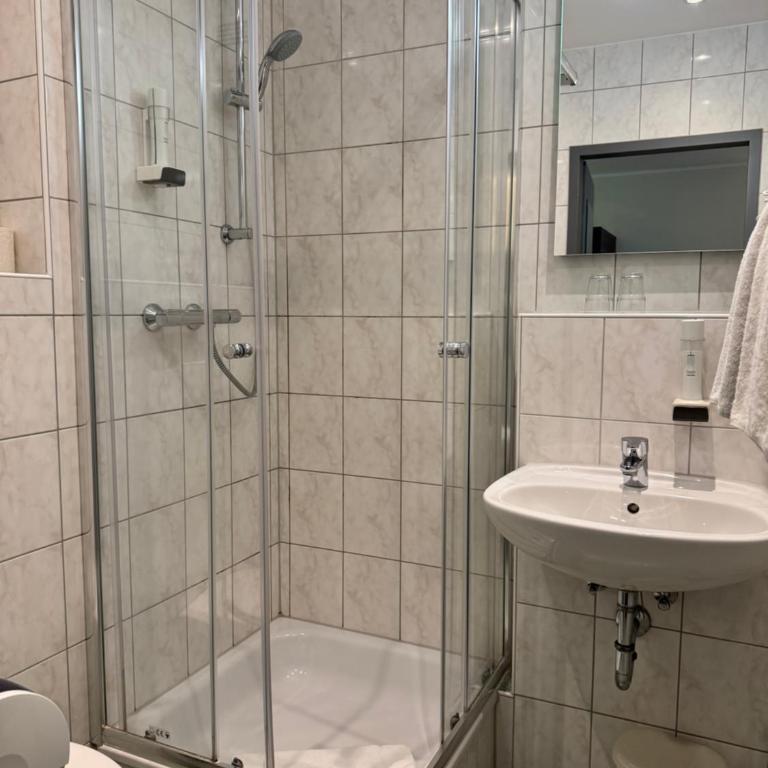 Behringers City Hotel Nürnberg - Deluxe Doppelzimmer - 3