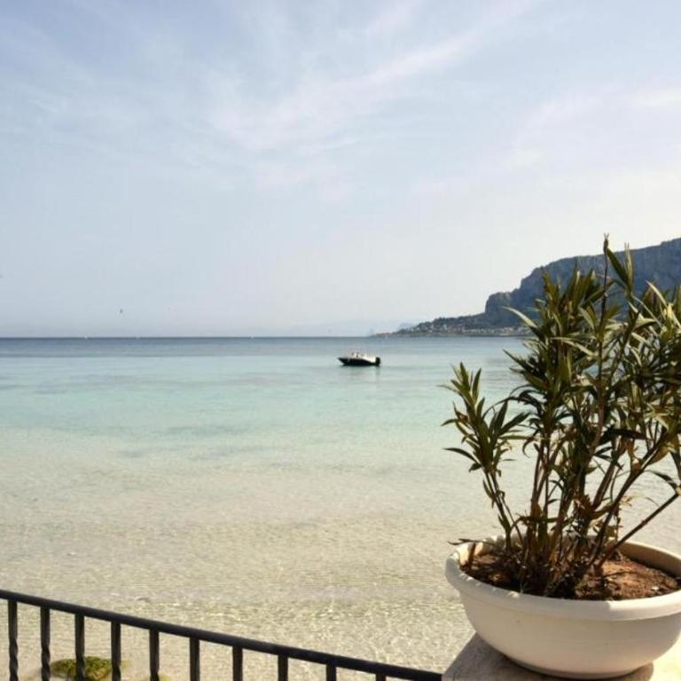 Palermo Mare Holidays - Appartamento con 1 Camera da Letto, Vista Mare e Terrazza - 17