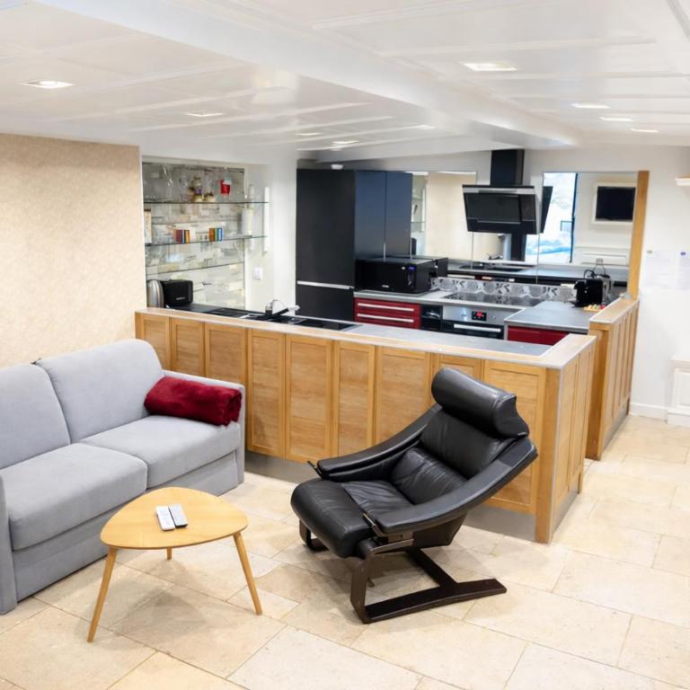 Logement Moderne & Spacieux au cœur de CAEN - Two-Bedroom Apartment - 2