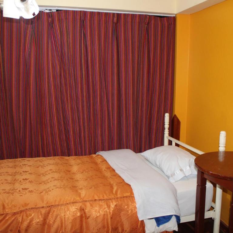 Hostal Casa Del Inka - Cama individual en habitación compartida - 1
