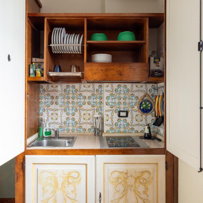 Saragozza flat & secret garden - One-Bedroom Deluxe Apartment - 22