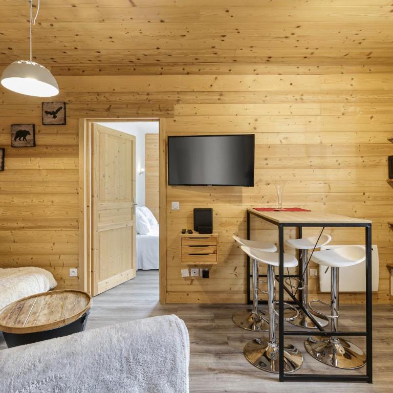 Epicea - Cosy 1CH 35m2 Centre Parking Calme WIFI - Apartment - 3
