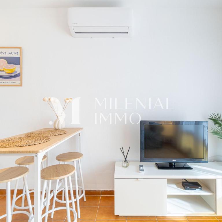 Milenial Immo - Santa Margarita Beach View Stay - Apartamento de 1 dormitorio con balcón y vistas al mar - 3
