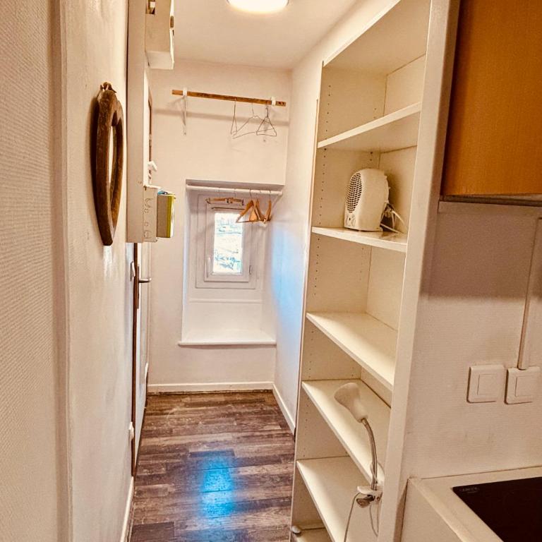 cosy cocon, parking libre, proche Genève - Appartement 1 Chambre - 14