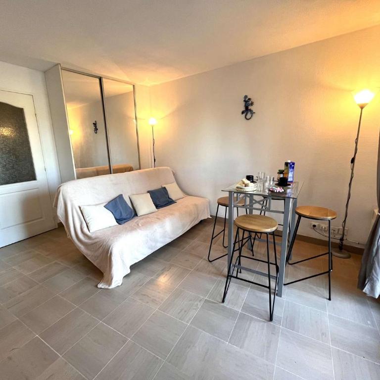 FS150-C225 Appt Studio cabine 2 personnes FREJUS - Apartamento de 1 dormitorio - 8