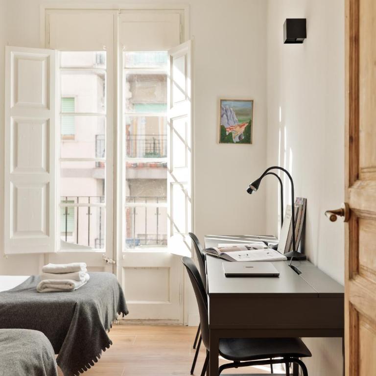 Enjoy Apartments VP Camp Nou 1 - Three-Bedroom Apartment - 18