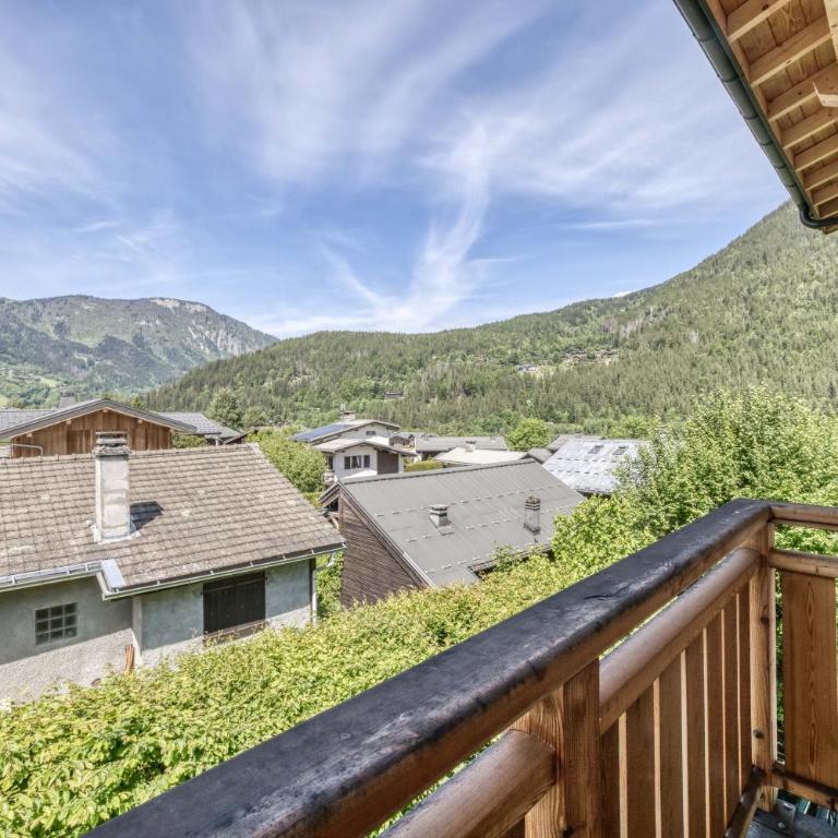 Chalet 18 guests, 8 bedrooms, 5 bathrooms & Sauna! - Chalet - 37