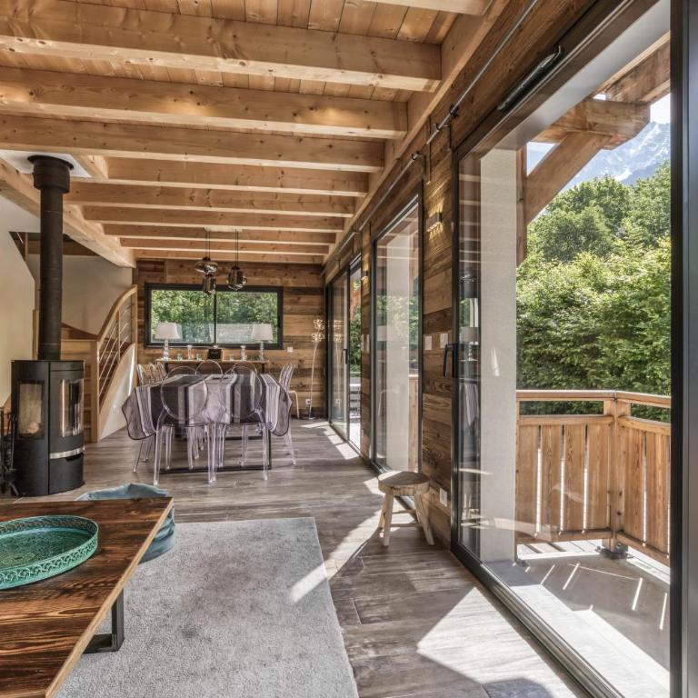 Chalet 18 guests, 8 bedrooms, 5 bathrooms & Sauna! - Chalet - 5