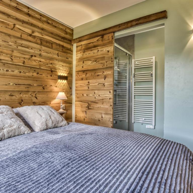 Chalet 18 guests, 8 bedrooms, 5 bathrooms & Sauna! - Chalet - 11