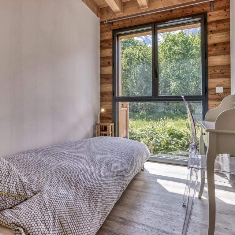 Chalet 18 guests, 8 bedrooms, 5 bathrooms & Sauna! - Chalet - 21