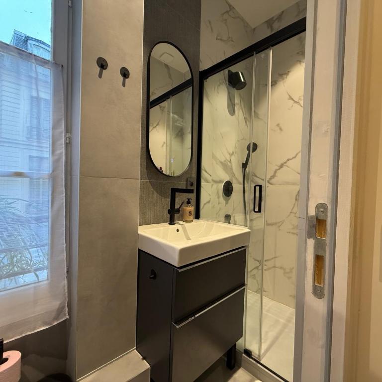 Apartment - Sleeps 4 - Near the Louvre - Appartement - 7