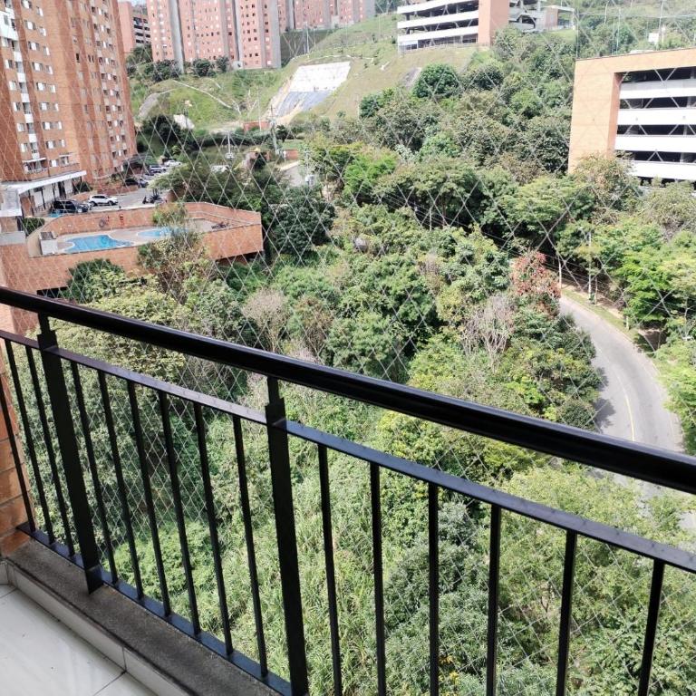 Apt en sabaneta - Apartamento de 2 dormitorios - 6