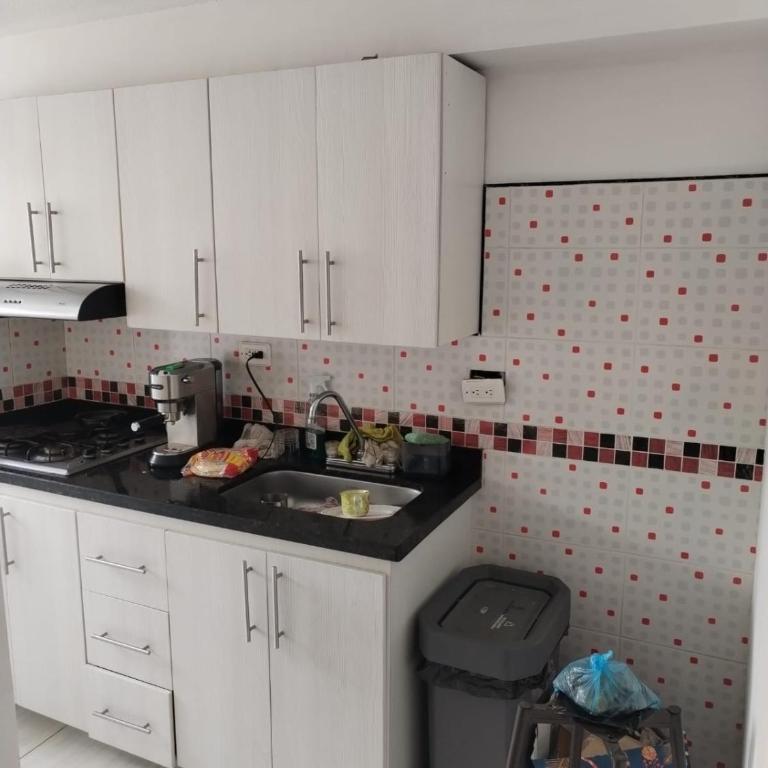 Apt en sabaneta - Apartamento de 2 dormitorios - 8
