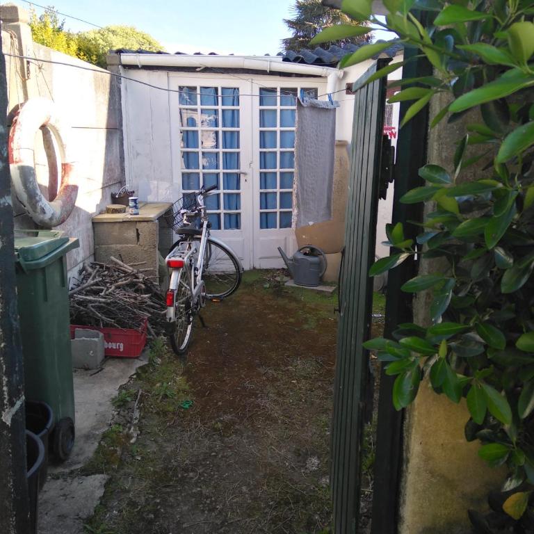 Majorette - One-Bedroom House - 7