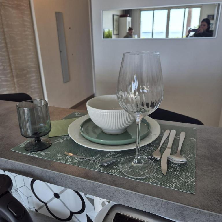 Juan Plage - Studio-Apartment mit Meerblick - 18