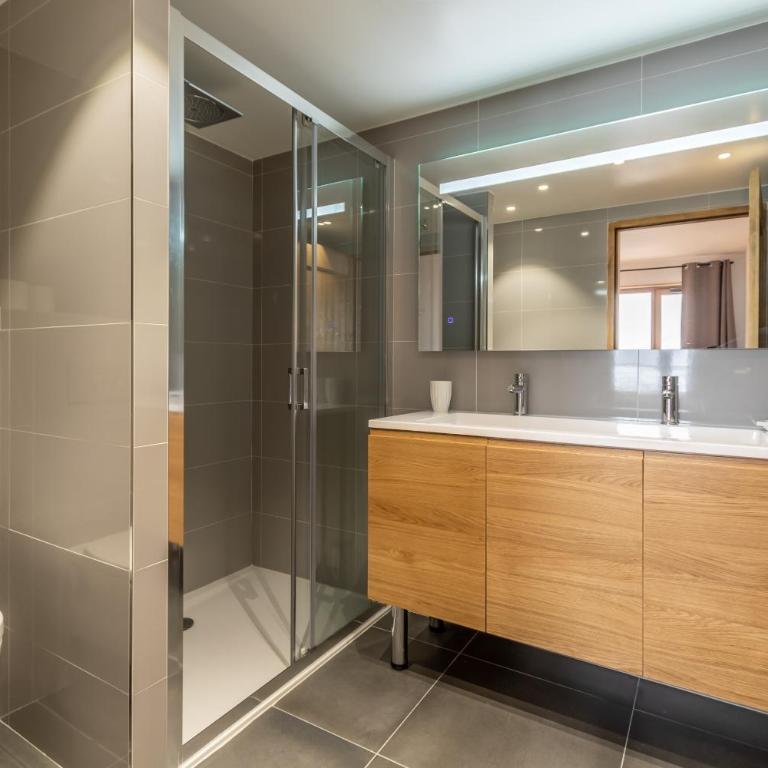 Beautiful apt in L'Ecrin Arc 1800, 8 people, 3 bedrooms, 80m3, sauna, hammam, gym - Apartment mit 3 Schlafzimmern - 12