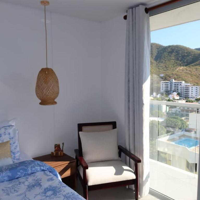 Rodadero Ocean View Luxury Apt with Rooftop Pool - Three-Bedroom Apartment - 18