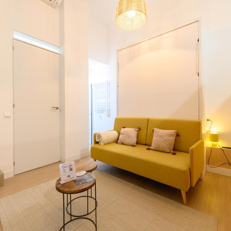 FGA50E Acogedor dúplex en Chamberí - Alquiler temporal - Apartamento de 1 dormitorio - 32
