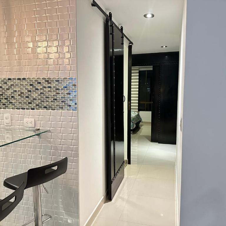 Apartamento familiar en el Poblado Medellín - Two-Bedroom Apartment - 25