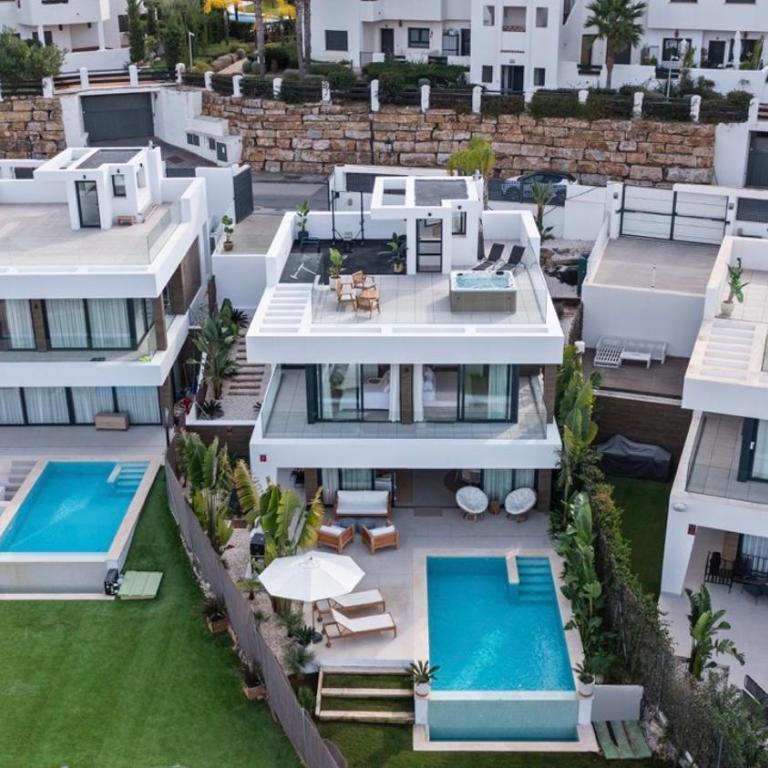 6 BDRM Golfside Luxury Villa w Pool & Jacuzzi - Villa Deluxe - 30