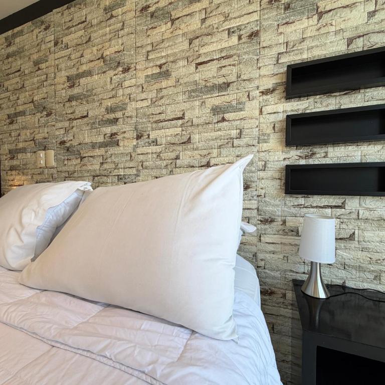 Hotel Gema Luxury Suites - Studio with Balcony - 7