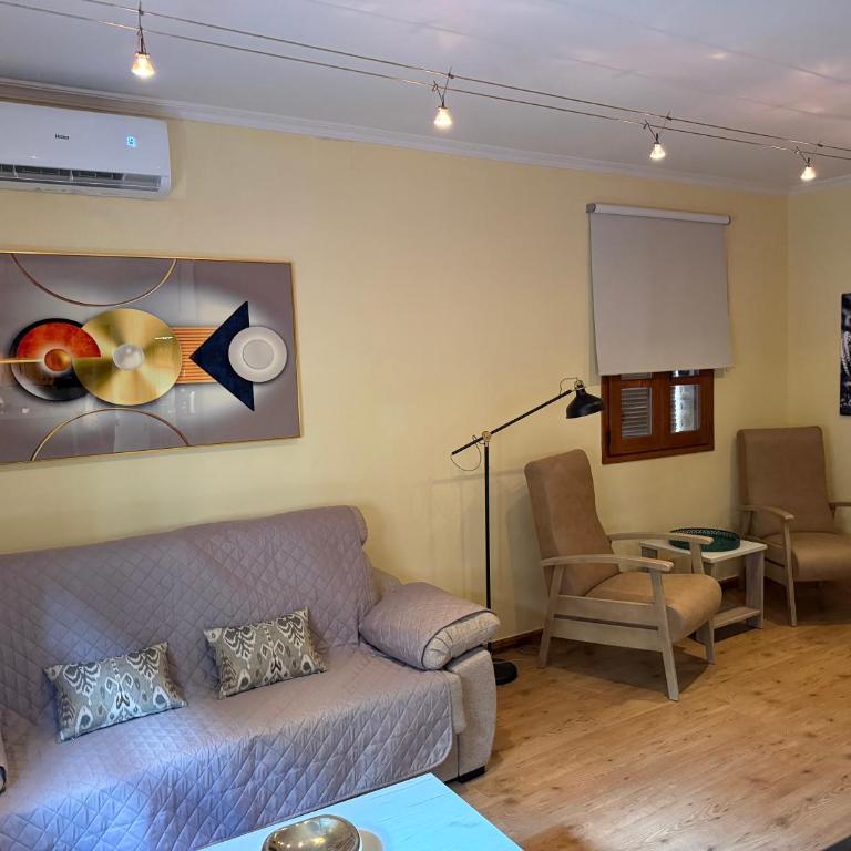 ACOGEDOR APARTAMENTO con TERRAZA, CASCO HISTORICO - Apartamento de 2 dormitorios - 6