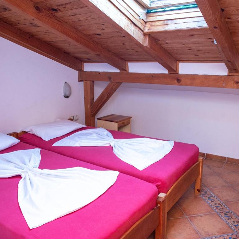 Beach House Noki 1 - Small Double Room - 9