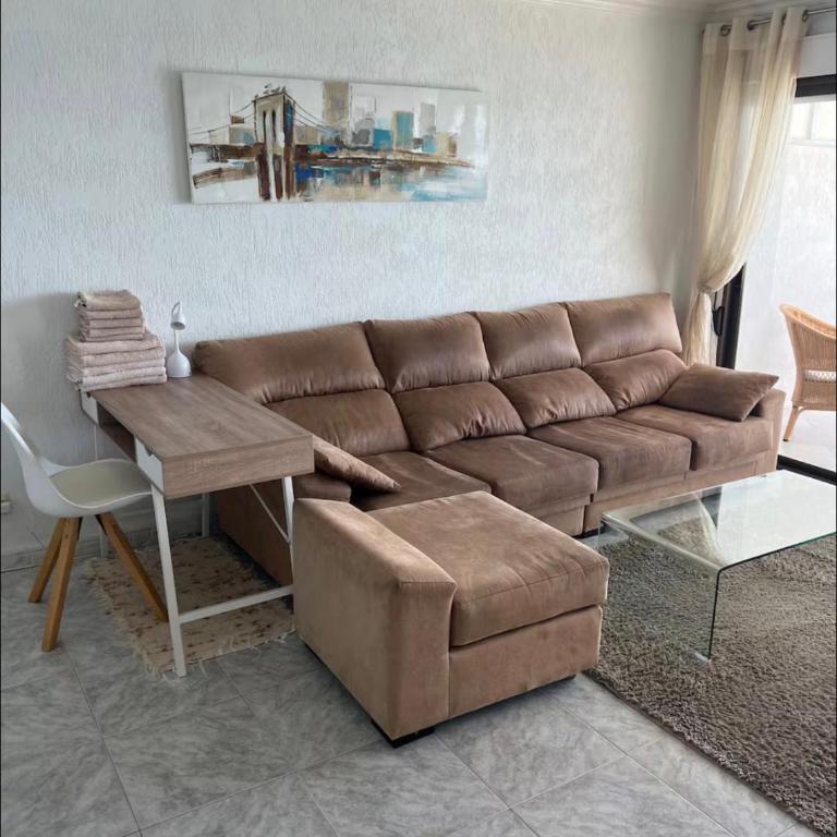 First line, highest floor and city center! - Apartamento de 2 dormitorios - 4