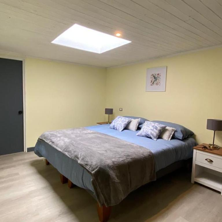 Casa Ferrari pichilemu - Five-Bedroom House - 1